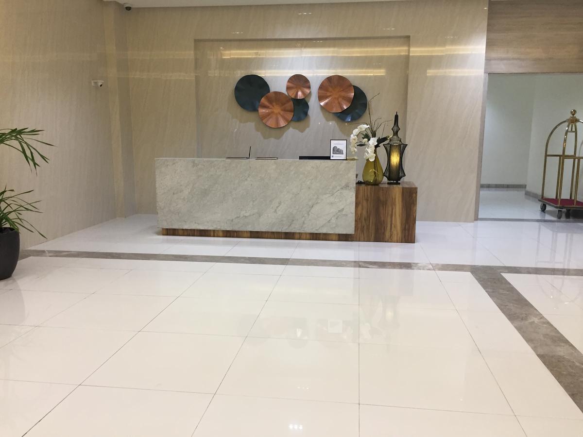 101 Newport Condo C2 マニラ市 エクステリア 写真