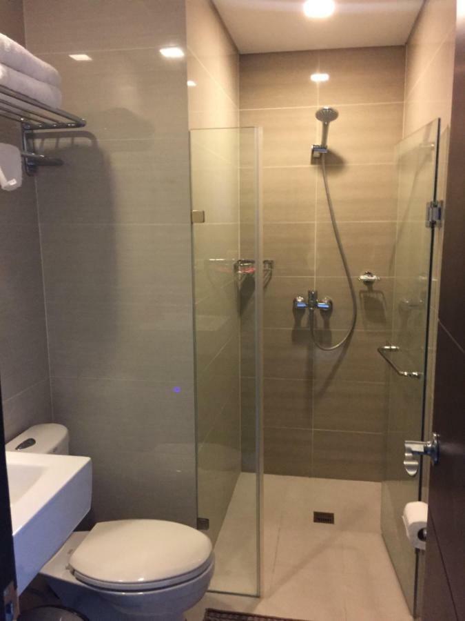 101 Newport Condo C2 マニラ市 エクステリア 写真
