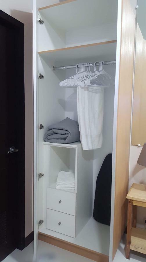 101 Newport Condo C2 マニラ市 エクステリア 写真