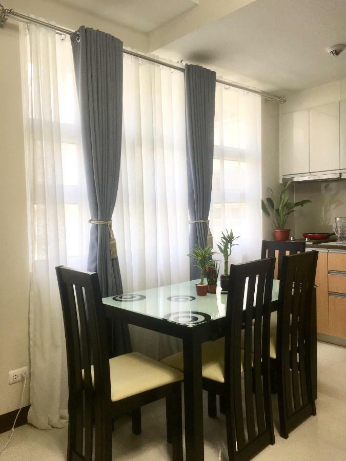 101 Newport Condo C2 マニラ市 エクステリア 写真